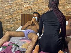 Amateur threesome with a guest guy 😍🔥