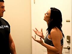 Sexy feet sarah brooke makes her personal trainer cum so hard