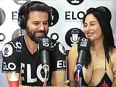 entrevista con jenifer play termina con preguntas picantes que me excitan