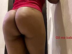 Correte conmigo mientras me preparo para un polvo caliente