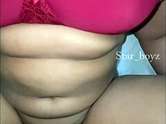 Hot Hindi Girl and Her Boyfriend's Viral College Video