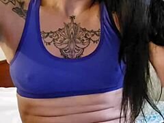 Petite Emy Angel Samuse!