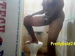 Prettygold24 Masturbates in Bathroom for First Time!