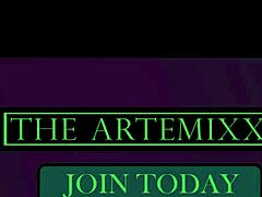 I love watching big booty delaney and onyx the brat take bbc and creampie in hot threesome