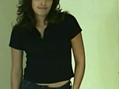 Mature amateur gives sloppy blowjob