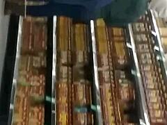 candid teen booty hidden in jeans