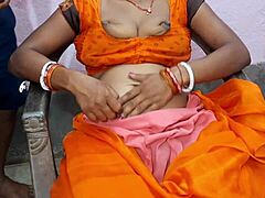 Hot Village 18 Girl Experiences Suhagrat In Full Nude