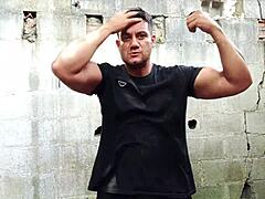 Yuri Gaucho, Fisiculturista, Punheta com Gozada