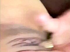 She Sucks My Pussy Until Squirting