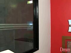 Felipa Lins jerks off with plugged ass