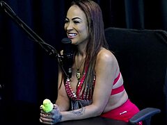 Belinha Baracho Provokes in Swingers House!