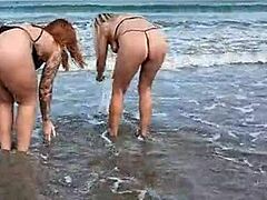 i'm showing my pussy and ass on the beach with my friend dai belan