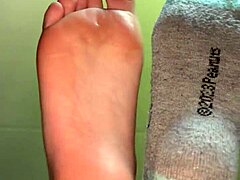 Hey, why not show me those pretty feet and toes in socks for some quick cash?