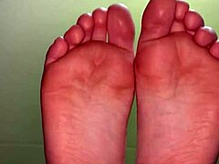 Hey, why not show me those pretty feet and toes in socks for some quick cash?