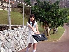 Hashimoto Arina music video featuring costumes