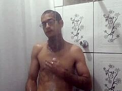 vazou na net me exibindo pra putinha do meu bairro... hoje vou comer essa gostosa 🔥😈