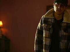 First Time Somos Netflix Experience for Teen Close Up