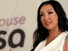 Hey, Vicki Chase ravishes Dan Damage's hard cock! 🍆