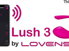 Some girls chat casually on webcam 😊