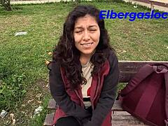 contrate a mi mejor amiga para sesion de fotos y termine follarmela con anal creampie en disfraz al aire libre