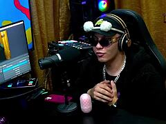 Didy Reis Flaunts Stunning Breasts During Podcast As Ruan Enjoys Them In Outdoor Interview