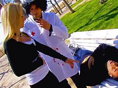 Karneval dreier sex features witziger story with geilen teen 18+ Angelica in rough leggings action ending in facial