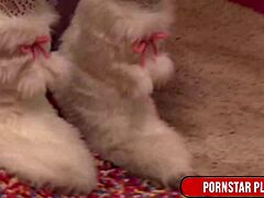 Horny teen 18+s faye reagan with big tits and curvy brunette body in solo play