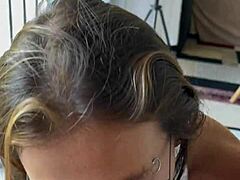 Aluna Kuzeninden Ödev Yardımı İstiyor Ama Amını Yalatıyor