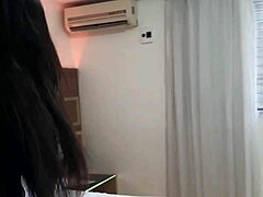 Evelhy gives up her Brazilian ass after he ditches her for football with friends