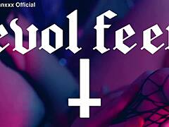 Small feet get that tickling submission vibe with licking and sucking toes from the Latina goddess 😈