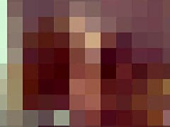 I can barely fit my round ass in these skinny jeans