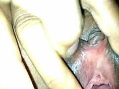 เพื่อนสาวแตดสวยมากแหกหีแล้วเอาควยยัดรูแตดจนน้ำแตก