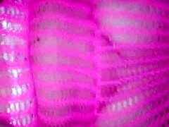 Mexican Latina Amateur Releases Her Rich Juices In Detailed Action