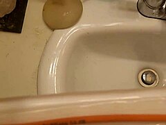 Stuffguy extends jerk off session with catheter in update 3