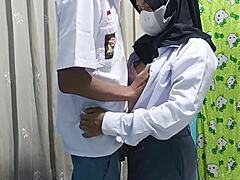 High School Student Celebrates Graduation With Boyfriend In Usa