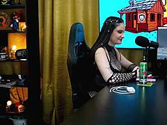 Victoria Camargo Shows Off Her Whole Body in Podcast Pum No Barraco Until Ruan Can't Resist Grabbing Her