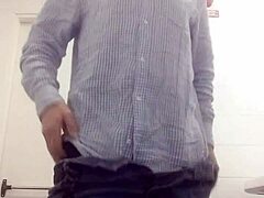 strip off those clothes in homemade solo session with european amateur vibe 😏