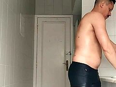 hey check this sexy guy in black beach shorts shaving in the bathroom 🪒🏖️ looks so hot right?