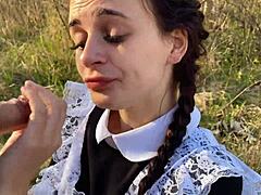 FUCKING SKINNY HOTTIE IN BUSHES!