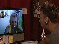 smash that teen pussy now!