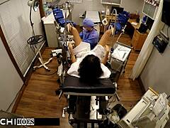 whoa, freshman yasmine woods gets hitachi-forced orgasm from tampa doctor 😩💦🔥