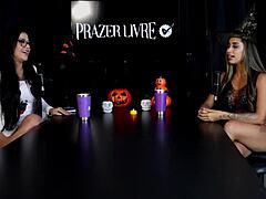 tamanho nao e documento? hear her spill on exhibitionism spots for wild halloween sex with sheer red casal fada prazeres