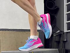 athletic brunette gym pussy workout gets wet