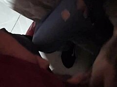 la flaquita otra vez mamando y cogiendo hasta el fondo 😏🍆💦