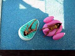 hey gamer teens, ready for secret scissoring affair? girl knows best