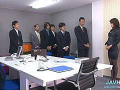 Refreshing Outdoor Pussy Pounding With Sexy Japanese Milf