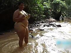 Colombian mommy deepthroats hijastro's huge cock on beach then doggystyle cumshot facial