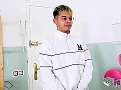 lucia bianco debuts young 18+ boy with mature milf sex 🔥🍑