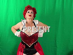 Granny Queen Hearts Demands Your Cum! 👑💦