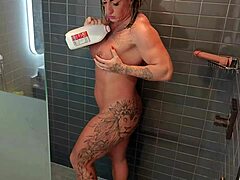 i fuck her covered in milk she squirts everywhere